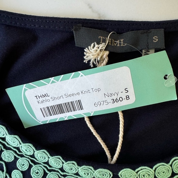 NWT THML Kahlo top size S navy blue green embroidered shortsleeve STITCHFIX - Picture 3 of 6
